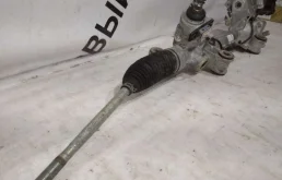 Рулевая рейка для Toyota RAV4 2021 года на фотографиях