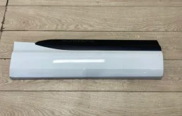 Стекло двери заднее правое для Audi Q7 на фотографиях