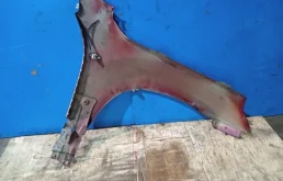 Крыло левое для Suzuki Grand Vitara 2016 года на фотографиях