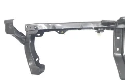 Усилитель бампера передний верхний для Mitsubishi Pajero Sport на фотографиях