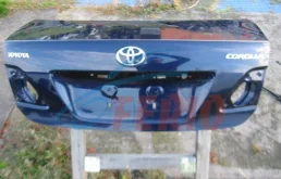 Крышка багажника для Toyota Corolla 2007 года на фотографиях