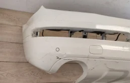 Бампер задний для Audi Q7 2008 года на фотографиях