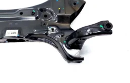 Подрамник двигателя для Hyundai Solaris 2021 года на фотографиях