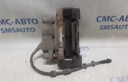 Тормозной цилиндр передний левый для Volvo XC90 на фотографиях