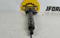 Форсунка топливная для Volvo XC90 2013 года на фотографиях