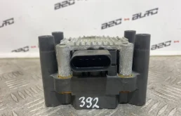 Катушка зажигания для Volkswagen Passat 2008 года на фотографиях