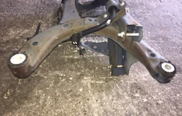 Задняя балка для Mazda CX 5 на фотографиях