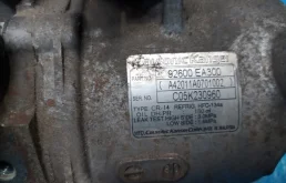 Муфта компрессора кондиционера для Nissan Pathfinder 2012 года на фотографиях