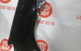 Крылья для Volkswagen Touran 2008 года на фотографиях