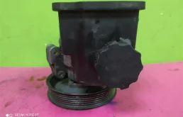 Насос ГУР для Mercedes-Benz Sprinter 2008 года на фотографиях