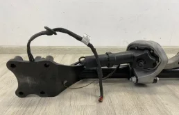 Фаркоп для Volkswagen Touareg 2024 года на фотографиях