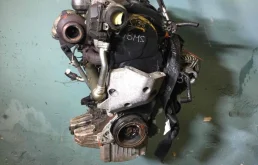 Двигатель без навесного для Skoda Roomster на фотографиях