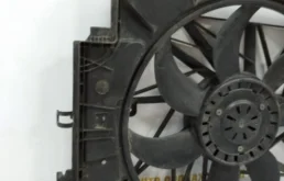 Вентилятор радиатора охлаждения ДВС для BMW X3 на фотографиях