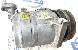 Компрессор кондиционера для Volvo C30 2008 года на фотографиях
