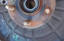 Кулак задний левый для Opel Insignia на фотографиях