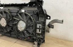 Кассета радиаторов для Audi Q7 на фотографиях