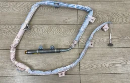 Шторка безопасности левая для Volkswagen Touareg на фотографиях