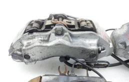 Суппорт задний левый для Audi Q7 2015 года на фотографиях