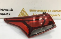 Фонарь внешний левый для Hyundai Solaris 2021 года на фотографиях