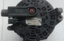 Генератор для Citroen Berlingo 2013 года на фотографиях