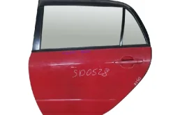 Дверь задняя левая для Toyota Corolla 2002 года на фотографиях