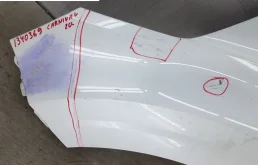 Крылья для Kia Carnival 2016 года на фотографиях