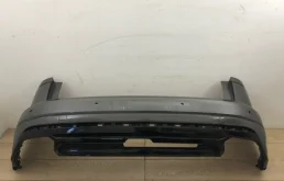 Бампер задний для Volkswagen Touareg 2025 года на фотографиях