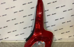 Фонарь правый для Volvo C30 на фотографиях