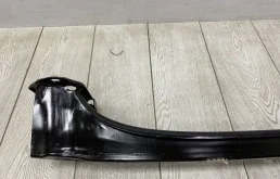 Усилитель заднего бампера для BMW 5er на фотографиях