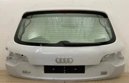 Крышка багажника для Audi Q7 на фотографиях