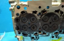 ГБЦ для Nissan Navara 2005 года на фотографиях