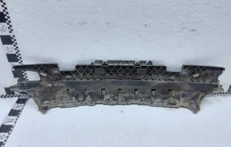 Кронштейн заднего бампера левый для BMW 5er 2021 года на фотографиях