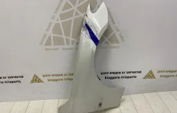 Крылья для BMW 7er 2014 года на фотографиях