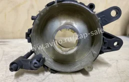 Противотуманка (ПТФ) передняя правая для Volvo C30 2009 года на фотографиях