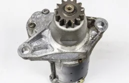 Стартер для Toyota RAV4 на фотографиях