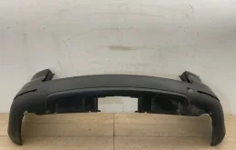 Бампер задний для Volkswagen Touareg 2004 года на фотографиях