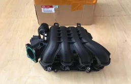 Впускной коллектор для Hyundai Solaris 2014 года на фотографиях