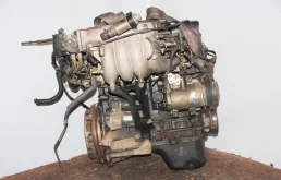 Двигатель без навесного для Hyundai Lantra на фотографиях