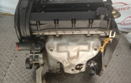 Двигатель для Chevrolet Rezzo на фотографиях