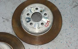 Диски тормозные задние (комплект) для BMW 5er на фотографиях