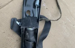 Ремень безопасности передний правый для Volvo XC90 на фотографиях