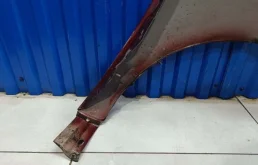 Крылья для Mazda CX 7 2006 года на фотографиях