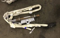 Шторка безопасности правая для Audi Q7 4L 2005-2015