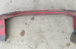 Усилитель бампера передний верхний для Opel Astra 2013 года на фотографиях