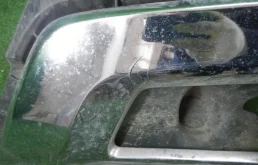 Кронштейн переднего бампера правый для Mercedes-Benz GL class 2015 года на фотографиях