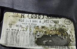 Фара ксенон левая для Audi Q7 2006 года на фотографиях