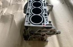 Шорт-блок для Ford Kuga 2013 года на фотографиях