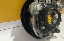 Подушка безопасности водителя для Lexus RX на фотографиях