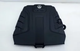 Корпус воздушного фильтра для Audi Q7 2018 года на фотографиях