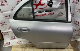 Дверь задняя правая для Nissan Almera 2004 года на фотографиях